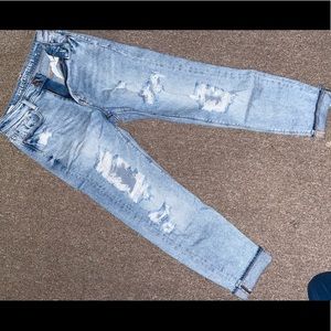 American Eagle Mom Jeans